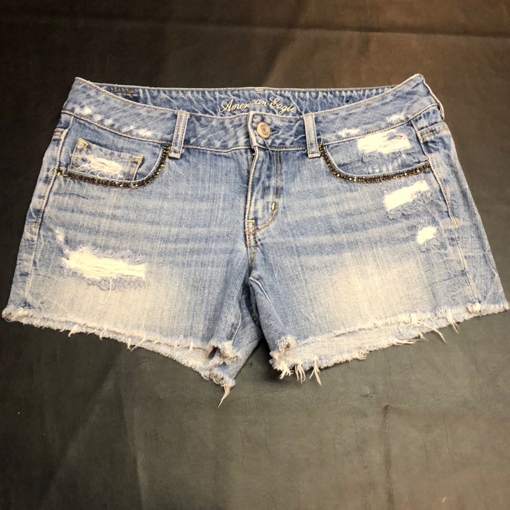 American Eagle Distressed Shorts Size 10